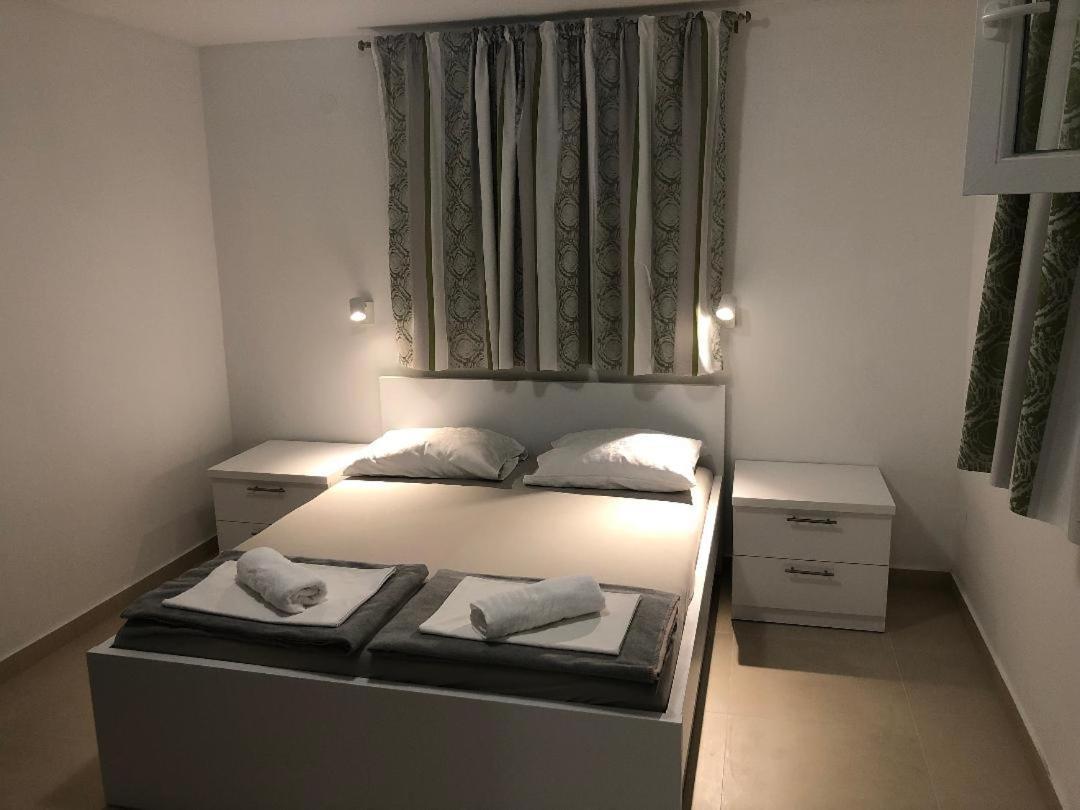 Guesthouse Kod Irene Gradac  Bagian luar foto