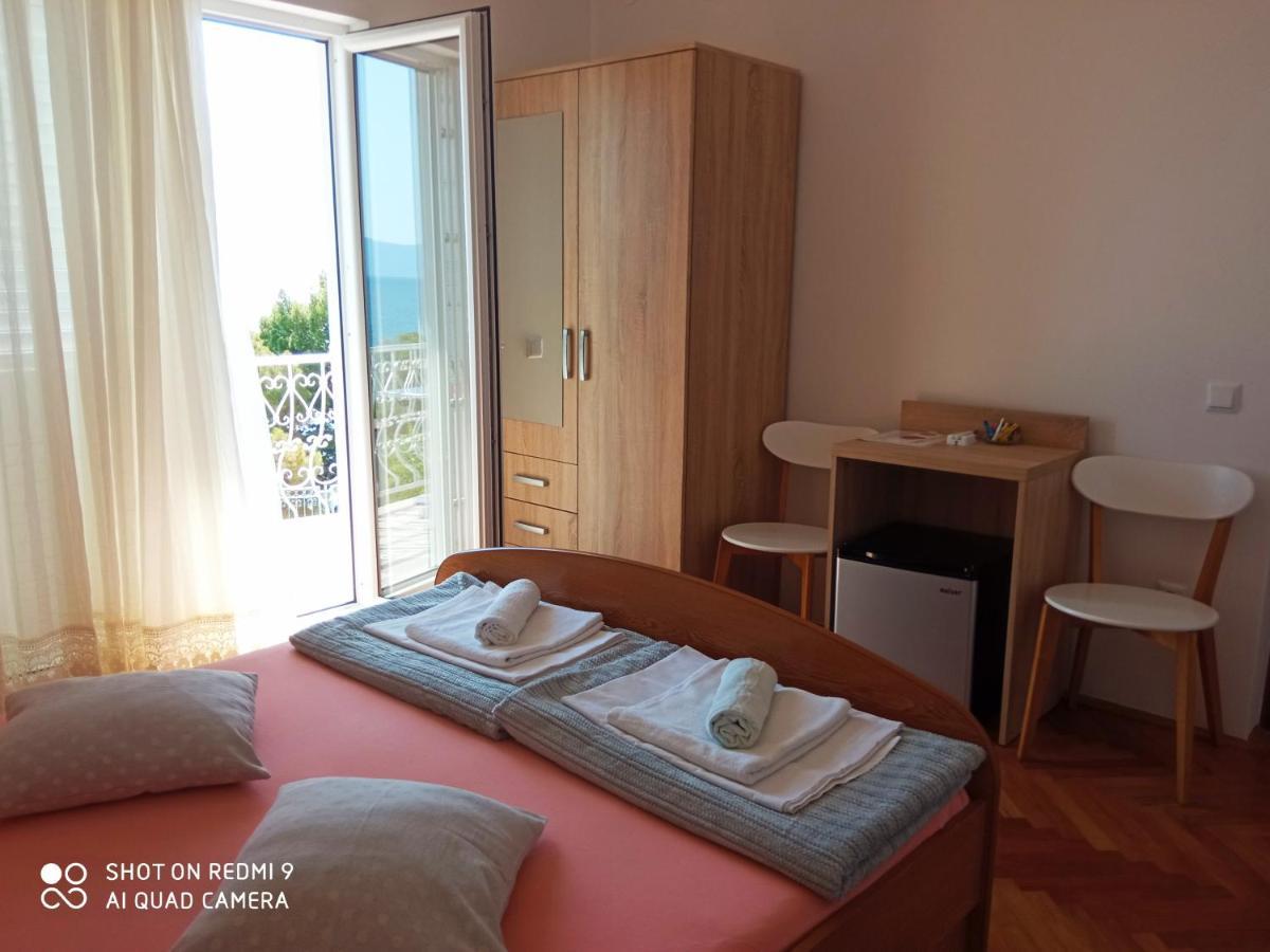 Guesthouse Kod Irene Gradac  Bagian luar foto