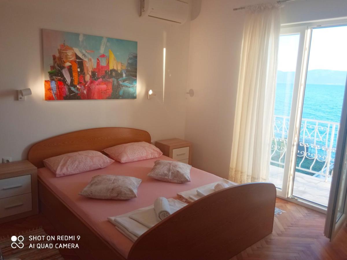 Guesthouse Kod Irene Gradac  Bagian luar foto