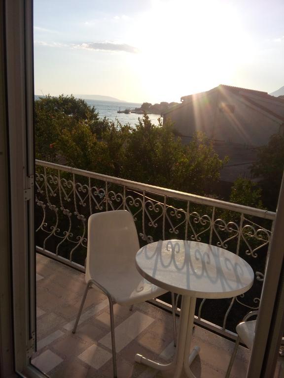 Guesthouse Kod Irene Gradac  Bagian luar foto